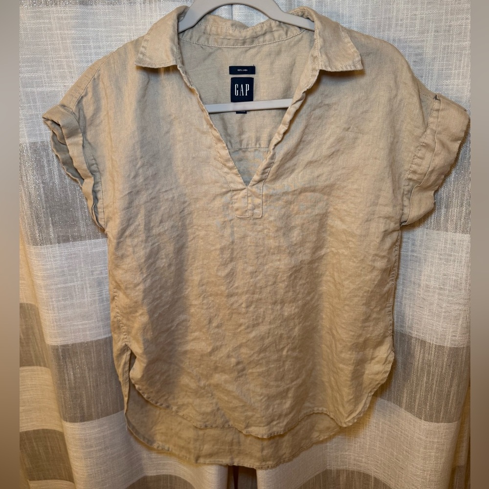 GAP Neutral Beige Linen V-Neck Collar Short Sleeve Top - Picture 3 of 7